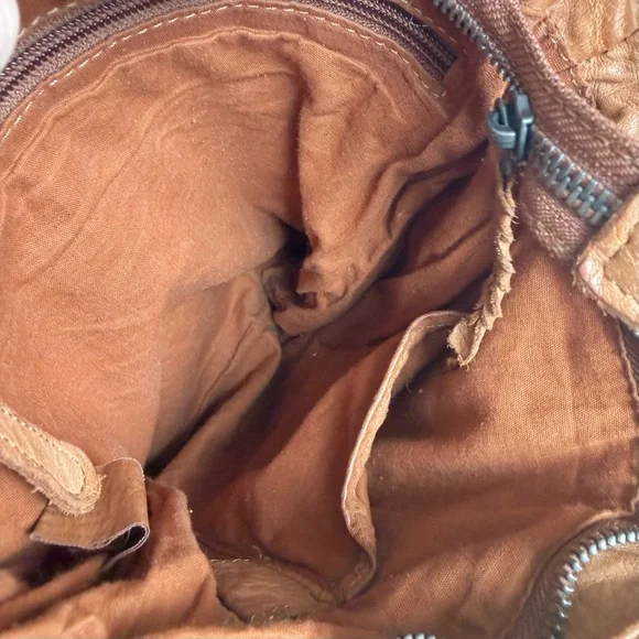 Spike & Sparrow Brown Leather Boho Minimalist Crossbody Bag - Picture 4 of 5